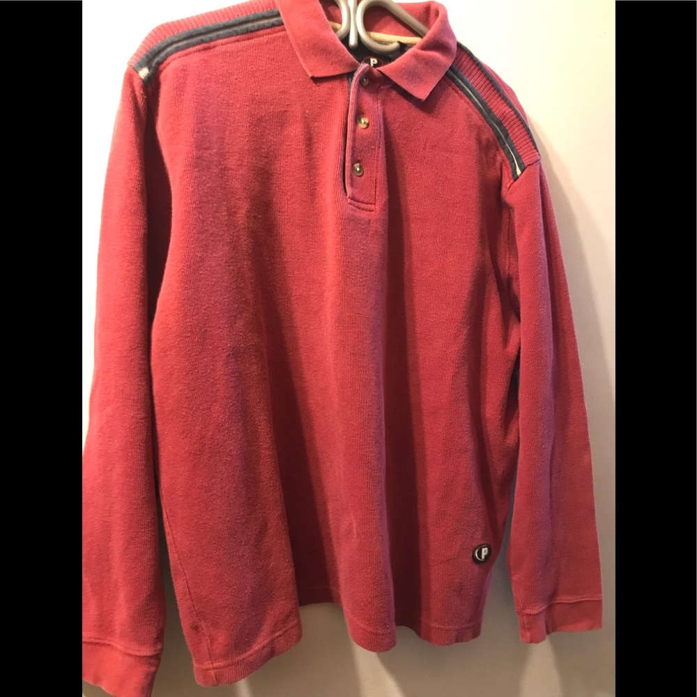 Prefab long sleeve sweater preowned in great condition